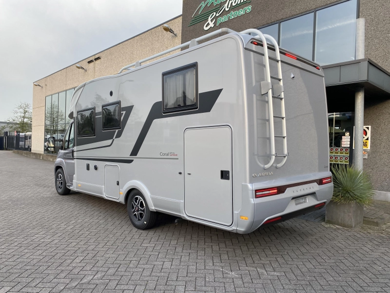 Adria Coral Supreme 670 DL 180PK automaat  foto: 3