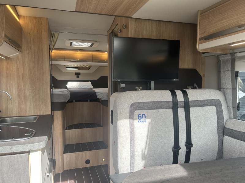 Knaus Sky Wave 60 Years 650 MEG Airco 230V, Zonnepaneel  foto: 10