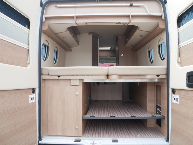 Carthago Malibu Van 640 LE, 9-Traps Automaat, Busbiker, MaxxFan foto: 18