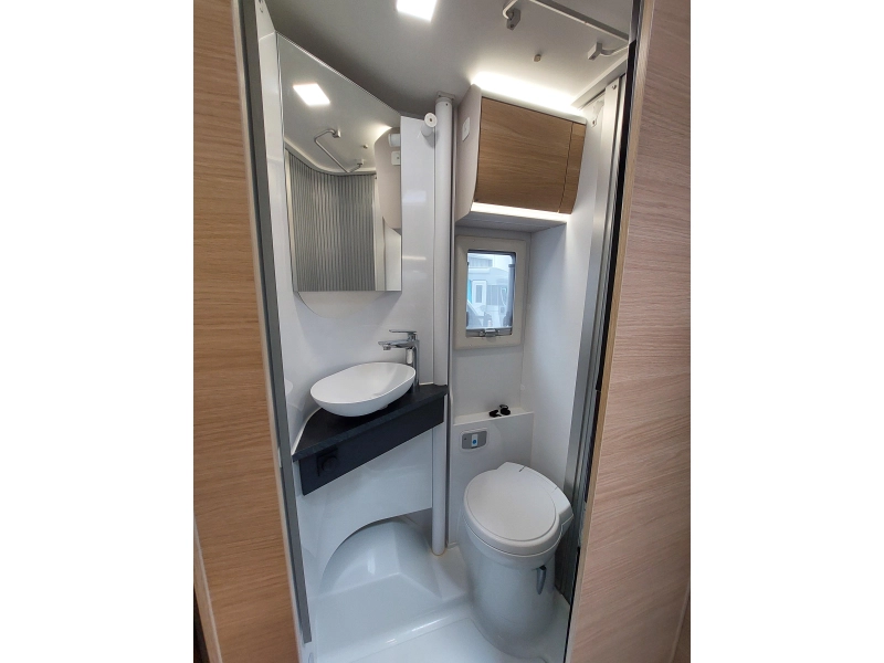 Adria Matrix 600 SL Lits jumeaux/Lit pavillon/Tv/Batterie photo : 14