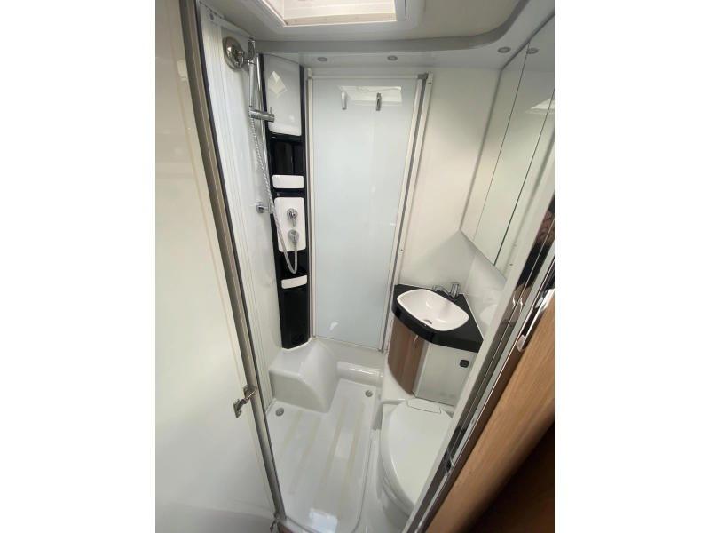 Hobby De Luxe T 65 GE Premium Fiatbasis  foto: 17