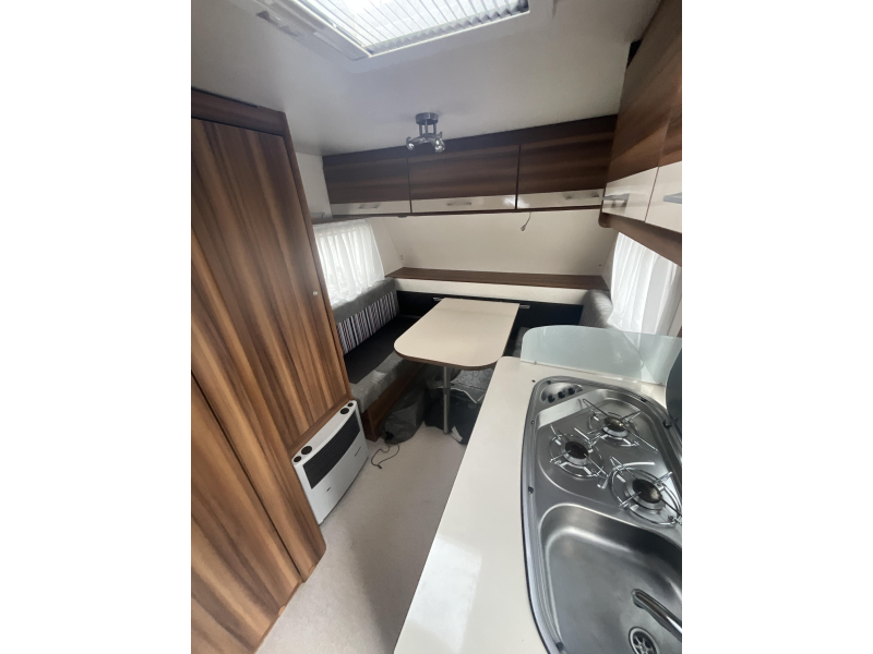 Weinsberg CaraOne 400 LK STAPELBED-VOORTENT  foto: 3