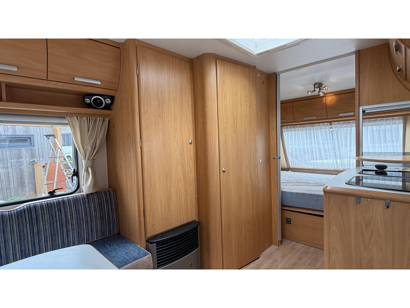 Chateau Caratt Nice 430 zit vast bed toilet  foto: 3