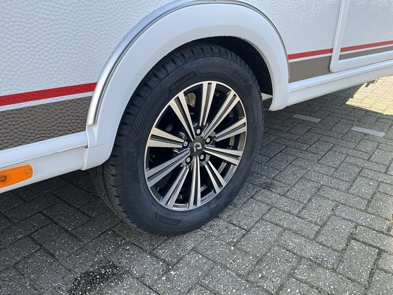 Dethleffs Camper 460 EL MOVER-LUIFEL-FIETSENDRGR  foto: 16