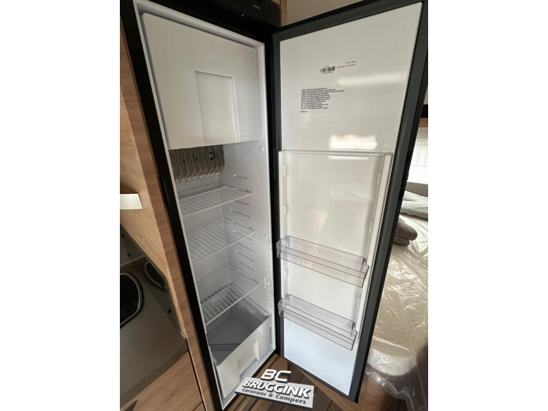 Knaus Sudwind 60 Years 500 FU Franz&ouml;sisches Bett Campovolo grau Foto: 6