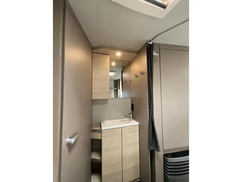 Weinsberg CaraCito 450 FU FRANS BED-LICHTGEWICHT  foto: 10