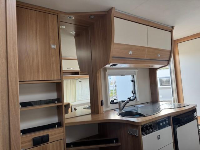 Dethleffs Camper 440 Sackmarkise atc Foto: 12