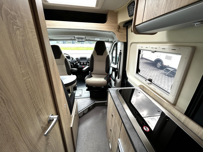 Clever Tour 540 2016/Euro-5/Cama transversal/5.4M foto: 8