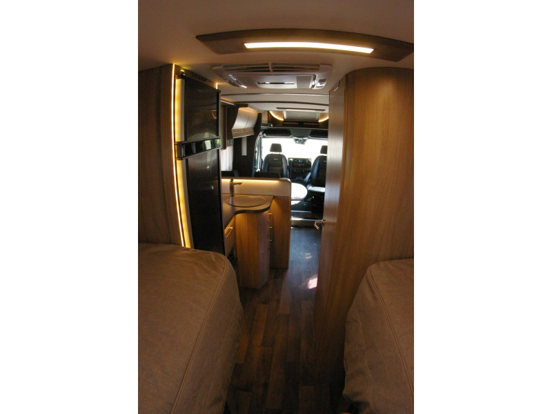 Kabe Travel Master 780 LGB Camas individuales, Cama abatible foto: 16