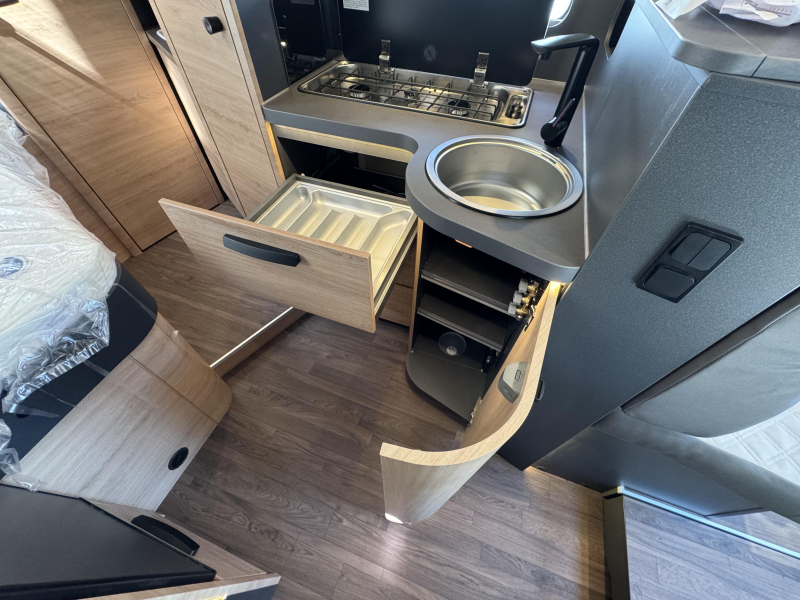 Knaus L!ve Wave 650 MF  foto: 18