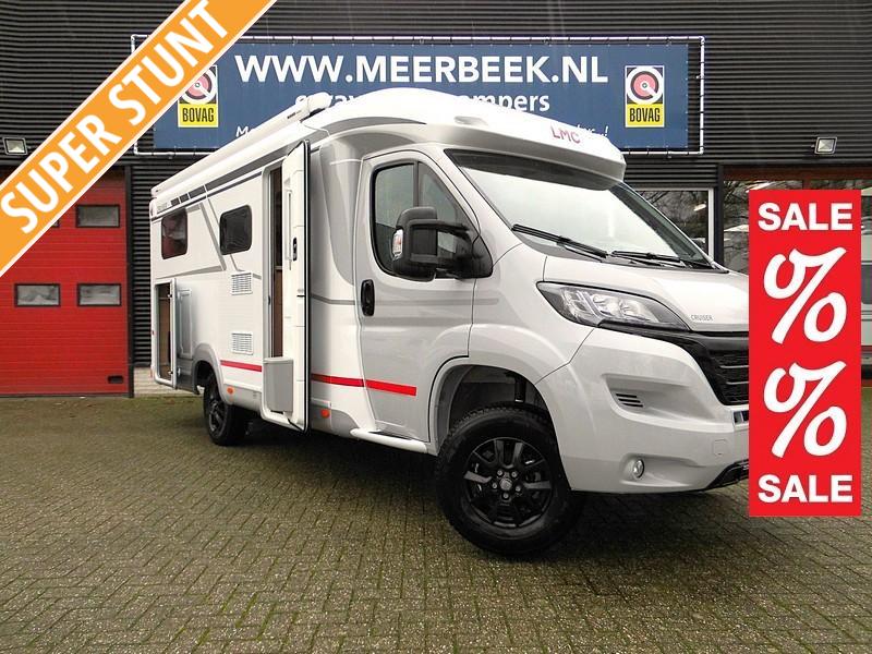 LMC Cruiser V 646 G DEMO MET LEVELSYSTEEM ! 