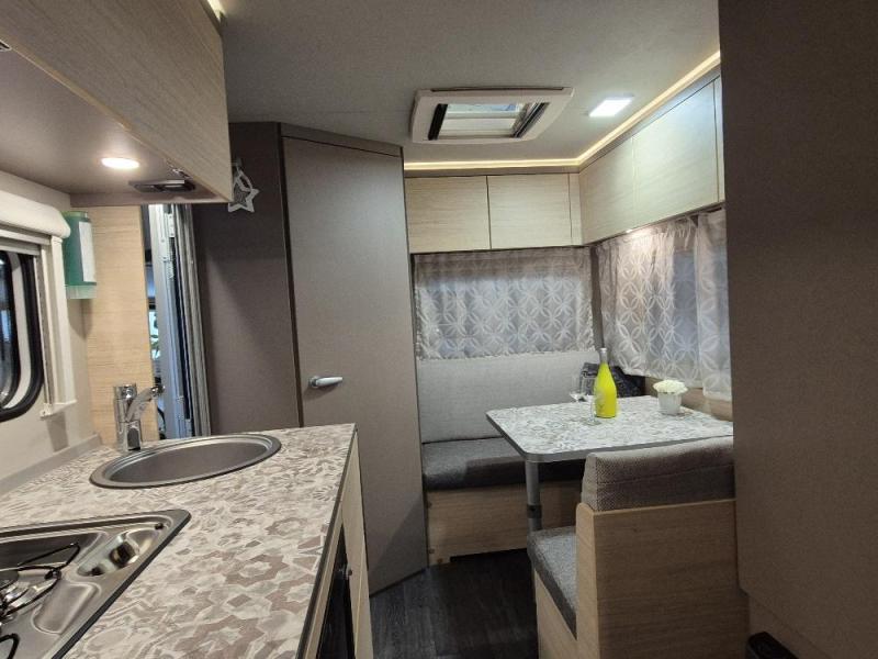 Weinsberg CaraCito 390 QD gaspakket, luifel 