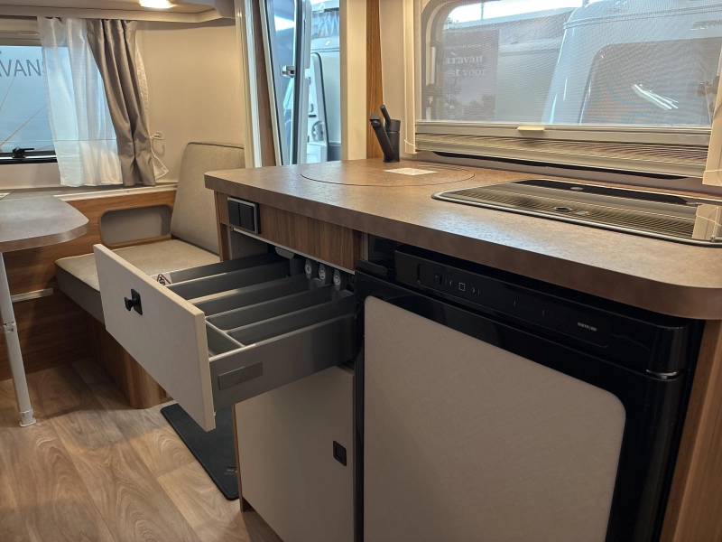 Eriba Touring 540 Legend Hampton Argent photo : 13