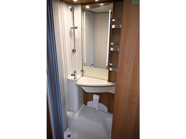 Knaus Van TI Platinum 650MEG foto: 23