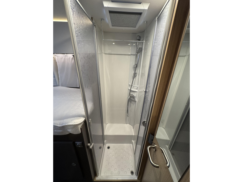 LMC Tourer Lift H 730 G 9T Automaat- 2X Airco  foto: 11