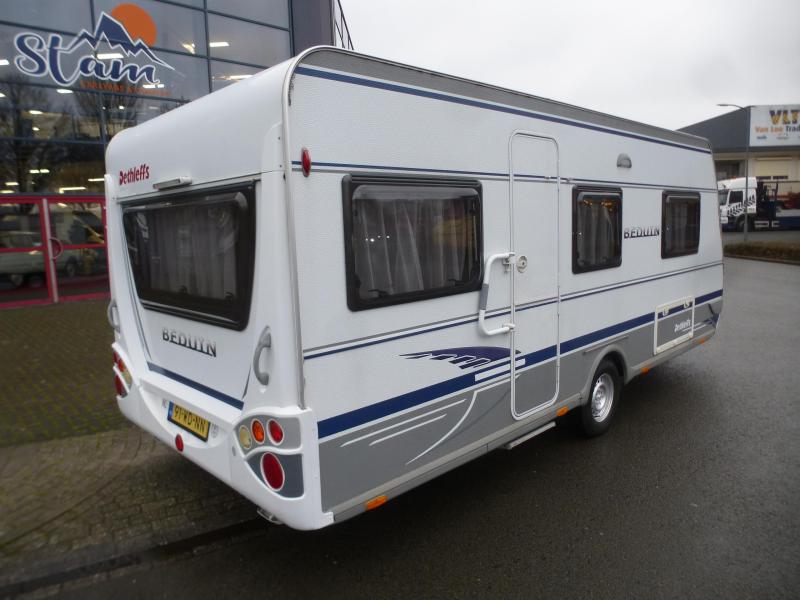 Dethleffs Beduin 515 DB voortent zeer ruim