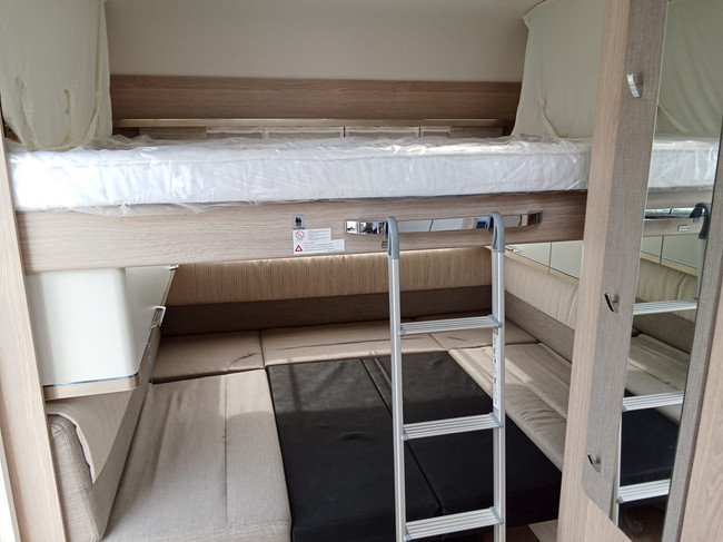 Bürstner Premio Plus 510 TK foto: 8