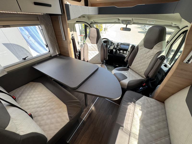 Knaus L!ve Wave 650 MF  foto: 6