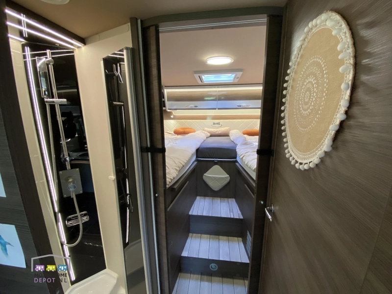 McLouis Carat 870 NL Camper | 1er Propietario foto: 15