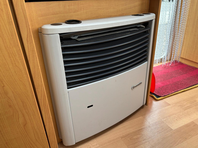 Knaus W01420 Südwind Gold Edition | Caravanmover | Zakluifel | Fietsendrager voor | IN PRIJS VERLAAGD NU €8950 foto: 17