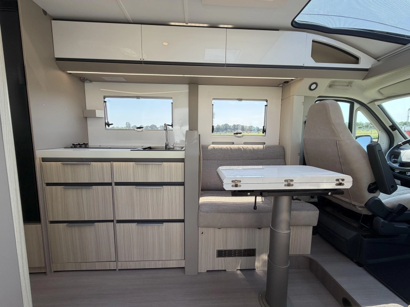 Adria Compact Supreme DL Face-to-Face, 160PK  foto: 1