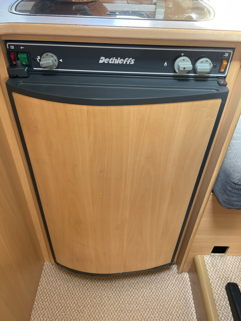 Dethleffs ADVANTAGE T5801 FRANSBED FACE TO FACE foto: 5