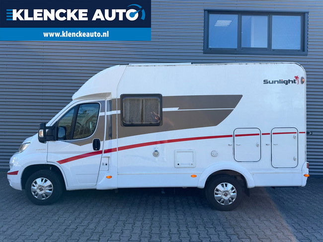Sunlight T60 TOPSTAAT Airco Dwarsbed 81.086km Elektrische fietsendrager Capron Cruise ctrl Navi foto: 1