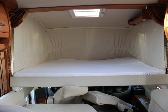 Carthago Chic C Line I 5.0 1e eigenaar Fiat 3.0 liter 160 pk 4250 kg chassis enkele bedden 5 zitplaatsen (122  foto: 57