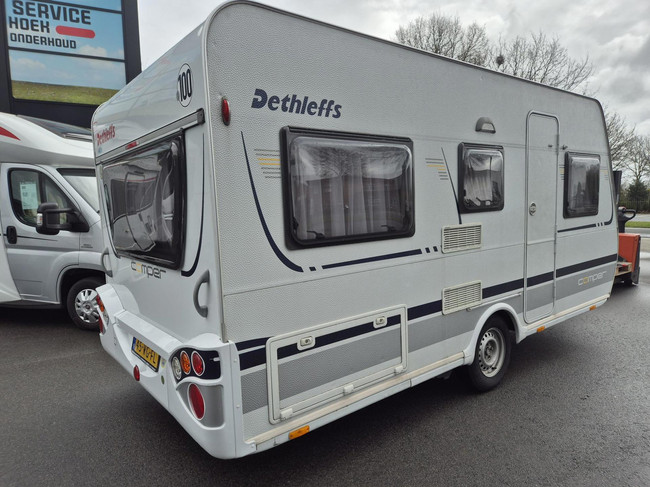 Dethleffs 430 DB Vast bed, mover, Voortent met aanbouw Bovag foto: 2