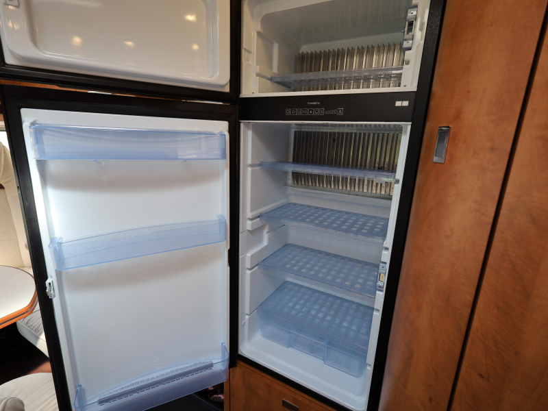 Carthago Chic C-Line II I 4.9 LE Automatik - ohne Hubbett Foto: 7