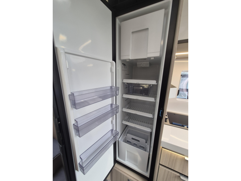 Adria Compact DL Plus 160 pk Automaat  foto: 14