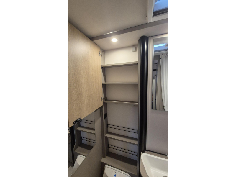 LMC Tracer 690EL 140CV AUTOMATIQUE photo : 13