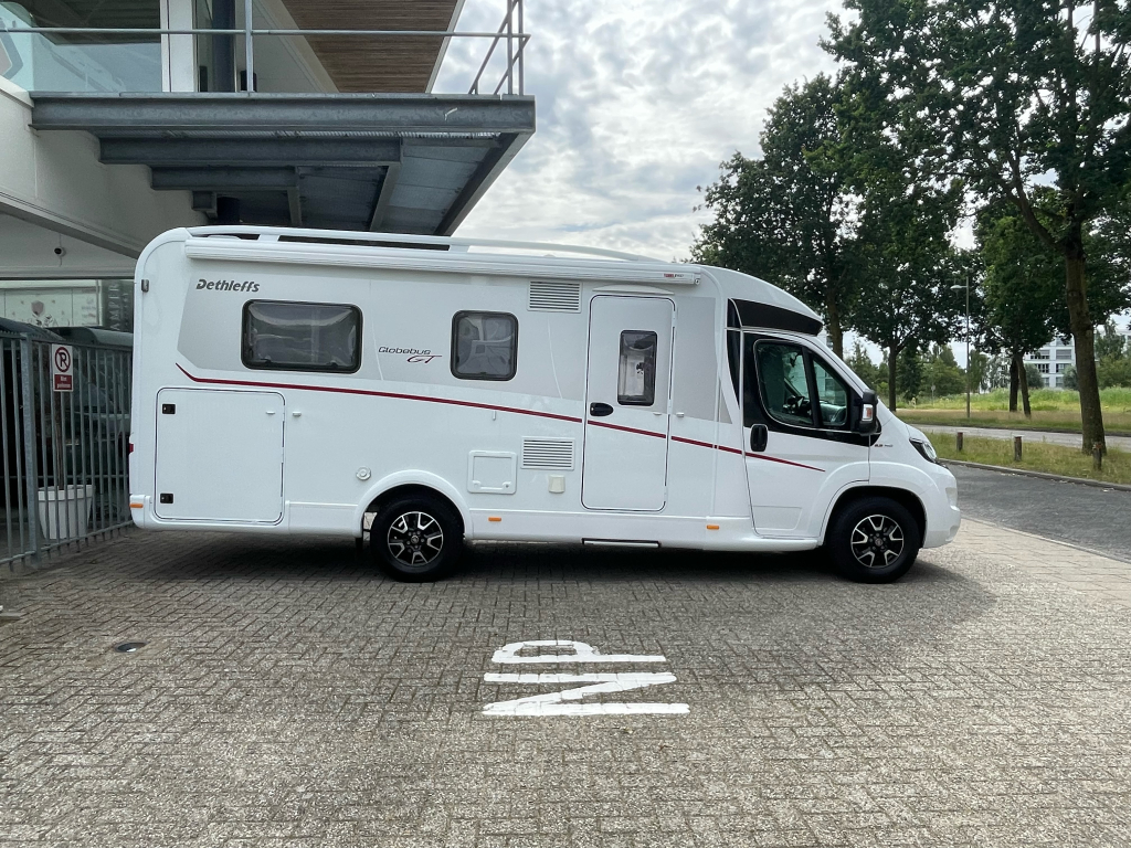 Dethleffs GLOBEBUS T6 GT CAMA QUEEN AUTOM&Aacute;TICA 6.99M foto: 3