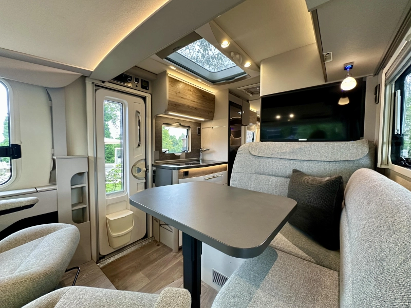 Hymer Exsis-I 580 PURE | zeer compleet!  foto: 11