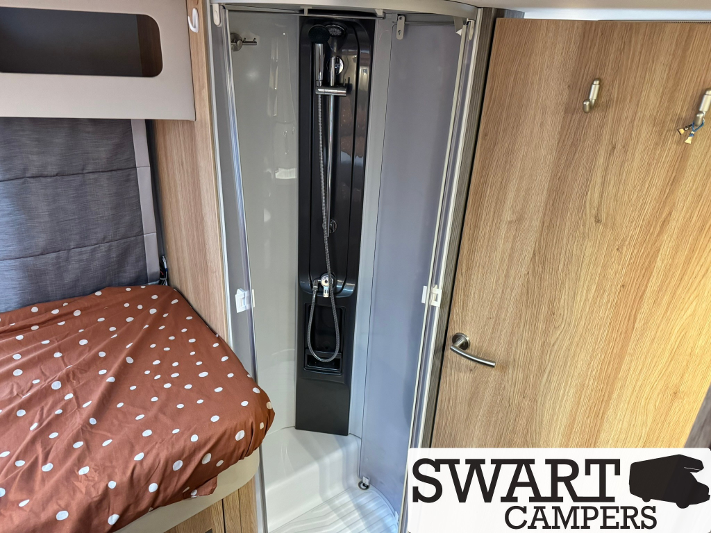 Knaus Sky TI 700 MEG, Enkele bedden 150 pk foto: 19