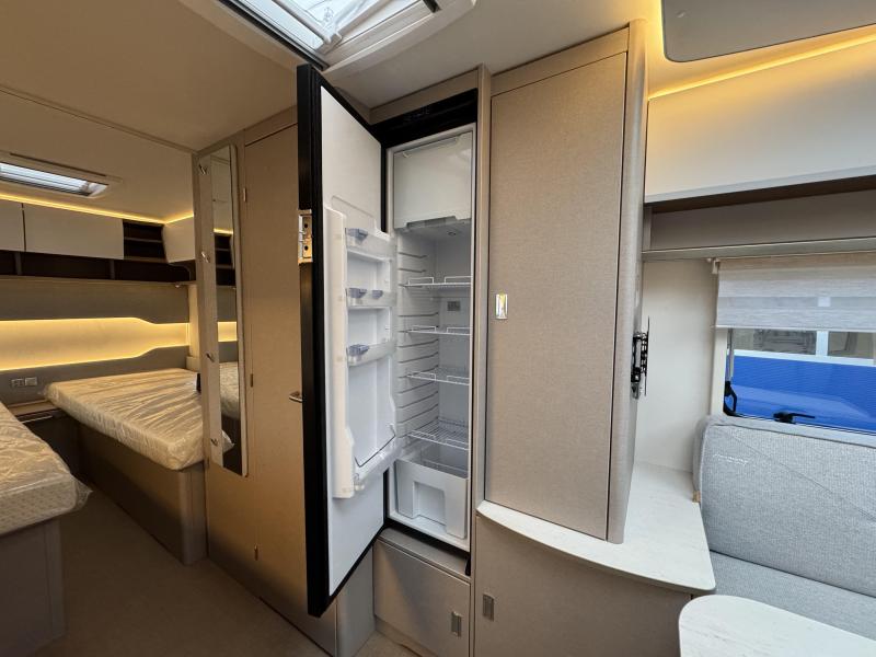 Bürstner Averso 535 TL  foto: 19