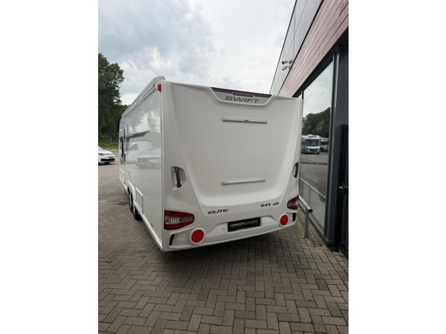 Swift Elite 645 Levelsysteem Mover Luifel Zonnepaneel Oven foto: 5