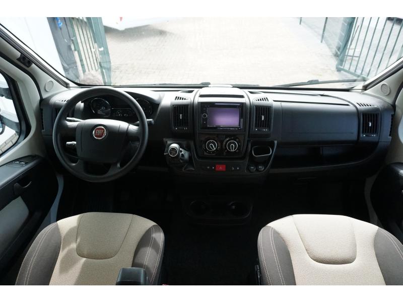 Eura Mobil Activa 690 HB  foto: 22