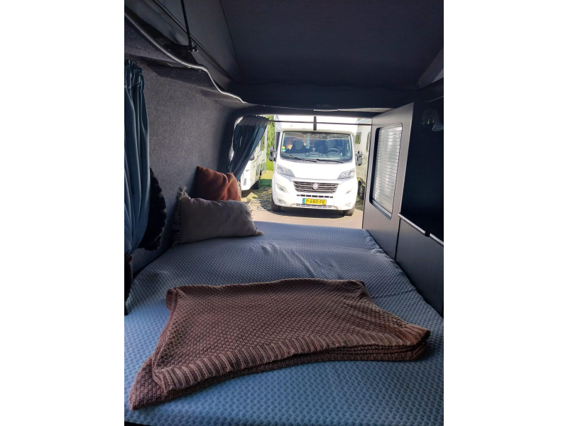 Volkswagen Transporter T5 NAP, EURO 4 con techo elevable !! foto: 7