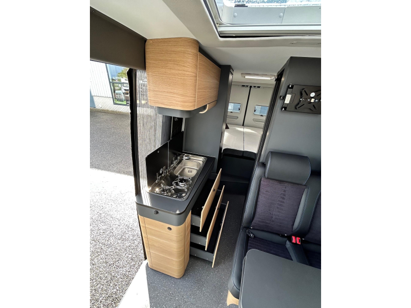 Adria Twin Max 680 SLB Stuurverwarming luifel  foto: 12
