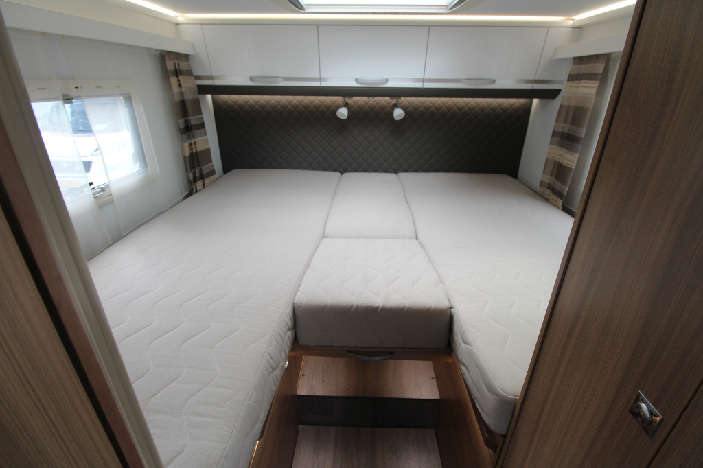 Adria Coral 670 S SL foto: 13