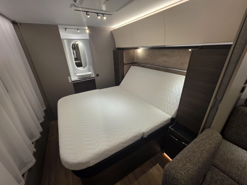 Adria Alpina 663 HT Foto: 6
