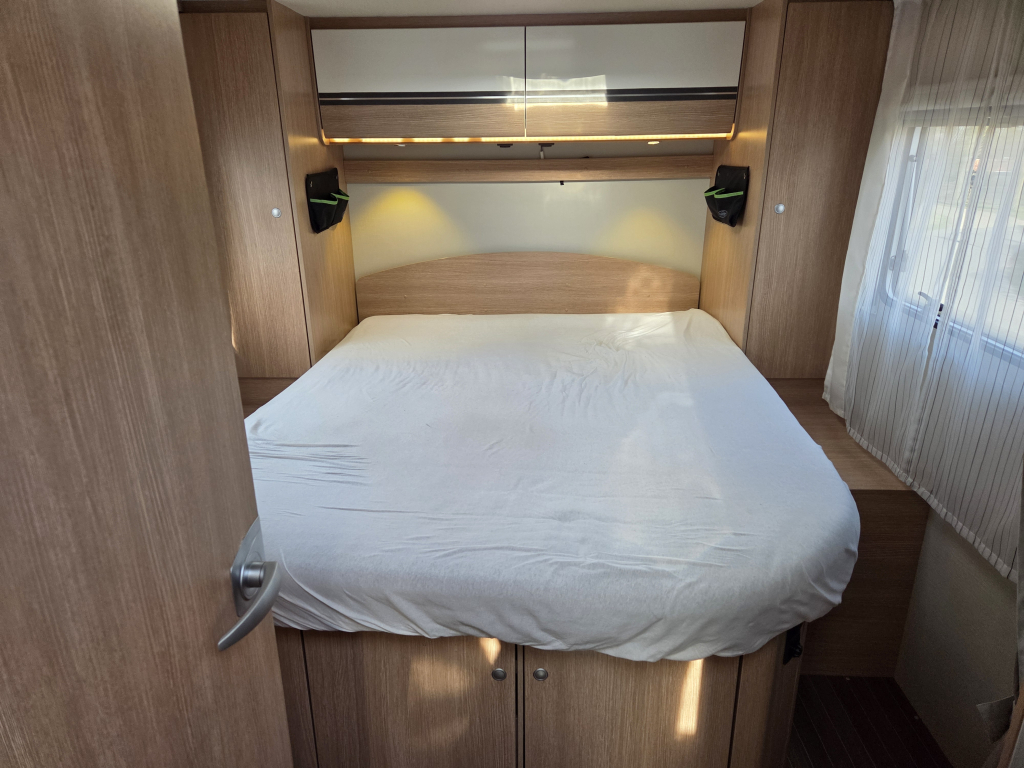 Sunlight T69i 2018 Fiat 150 PS Queensbett Foto: 16