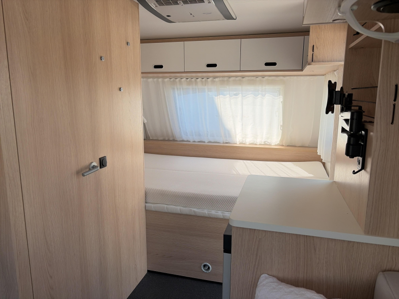 Adria Aviva 422 PY Mover/Clim/Auvent photo : 8