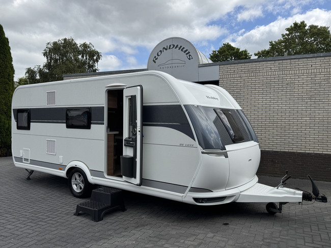 Hobby De Luxe 545 KMF mit ETAGENBETT UND GARAGE **6 Schlafpl&auml;tze/Truma Mover/1. Besitzer/Truma/Leichtmetallfelgen/Sehr gepflegter Wohnwagen** Foto: 3