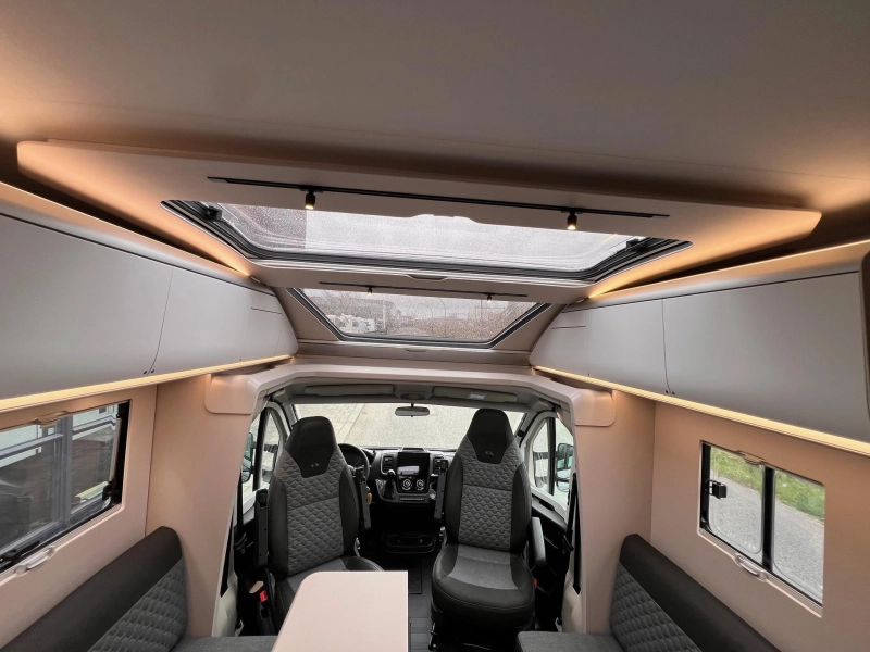 Adria Coral 670 DL 180PS AUT/NAVI/KAMERA Foto: 5