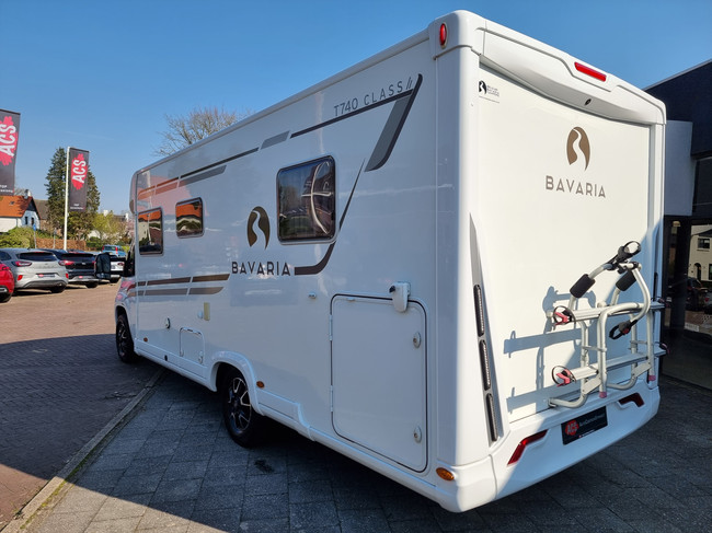 Bavaria Pilote P740 Class | Distr.neu | Elec. Queensbett | Solarpaneele | Luftfederung | Sehr guter Zustand! Foto: 15
