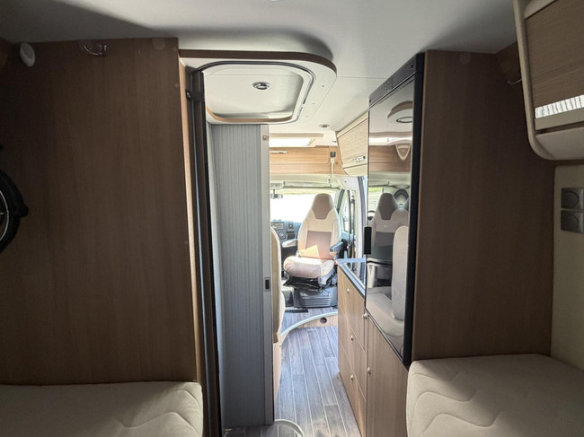 Adria TWIN 640 SLX Enkele Bedden Luifel Trekhaak Bearlock foto: 19