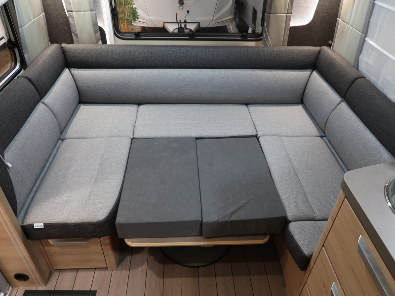Knaus Sudwind 60 Years 450 FU Foto: 12
