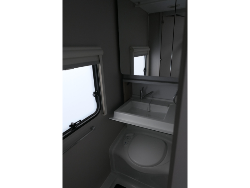 Adria Adora 522 UP Mover, Airco,deeltent  foto: 10